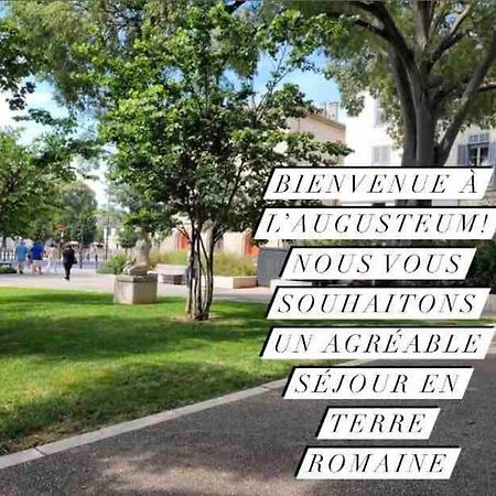 Appartamento L'Augusteum Nîmes Esterno foto